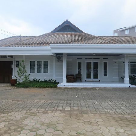 Elenor'S Home At Eyckman Μπαντούνγκ Εξωτερικό φωτογραφία